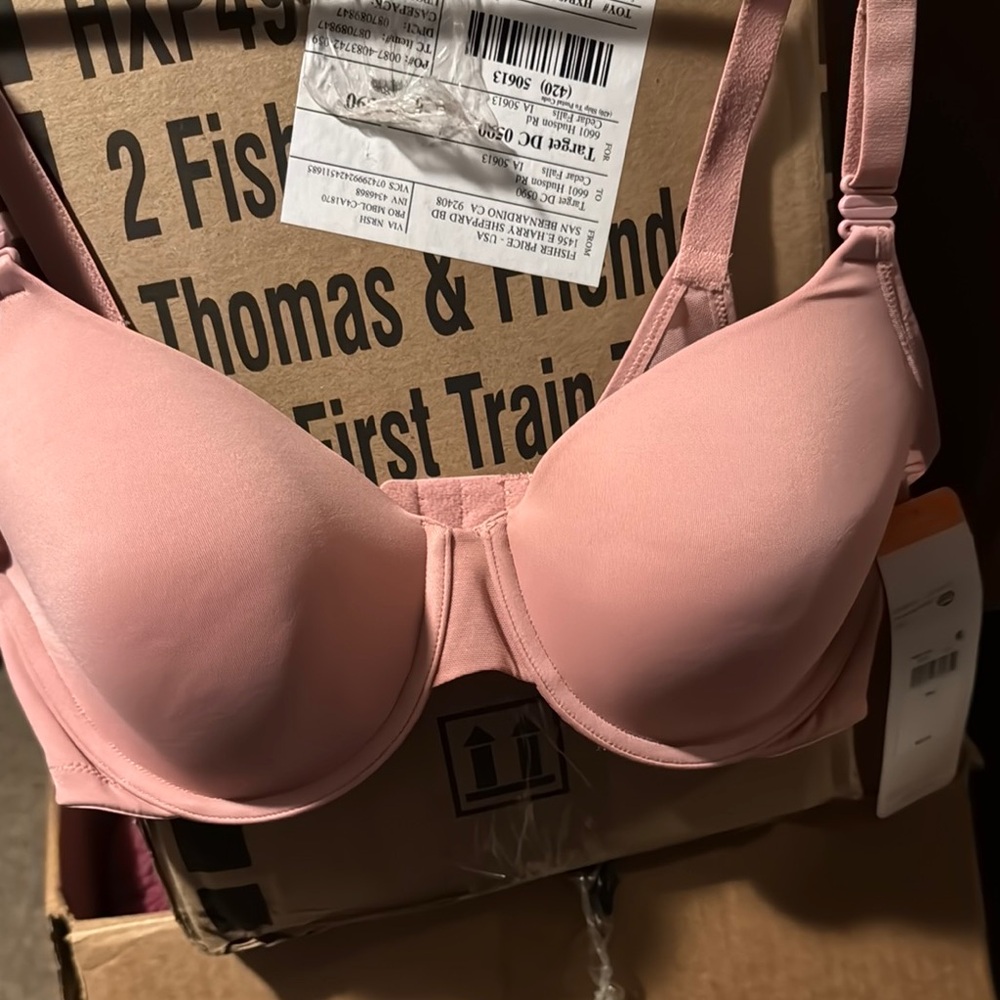 Pink T-Shirt Bra with Seamless Molded Cups